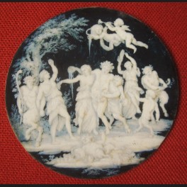 http://www.cerca-trova.fr/5524-thickbox_default/jacques-joseph-de-gault-bacchanale-miniature-sur-ivoire.jpg